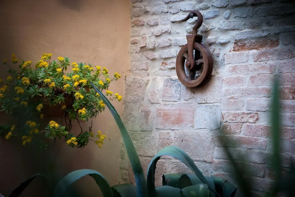 Relais B&B Corte Dei Turchi Longiano Alojamento de Acomodação e Pequeno-almoço